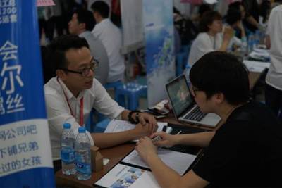 【學(xué)院新聞】周二人才市場之信息、計算機學(xué)院專場成功舉行